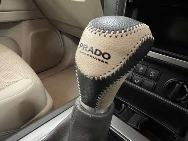 TOYOTA LANDCRUISER PRADO 2019 Image 31