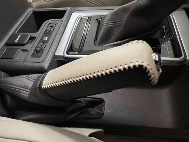 TOYOTA LANDCRUISER PRADO 2019 Image 31