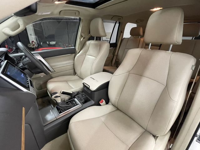 TOYOTA LANDCRUISER PRADO 2019 Image 31