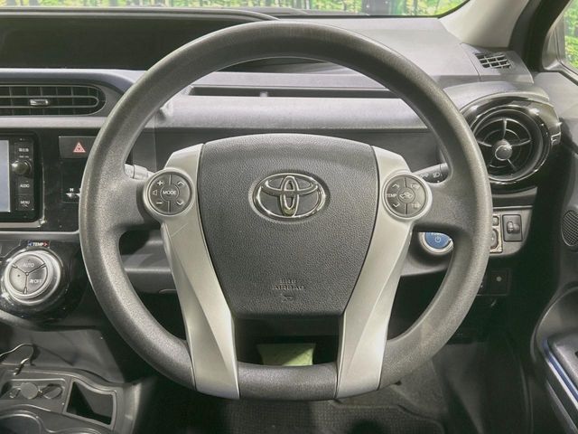 TOYOTA AQUA 2015 Image 31