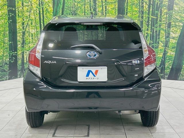 TOYOTA AQUA 2015 Image 31