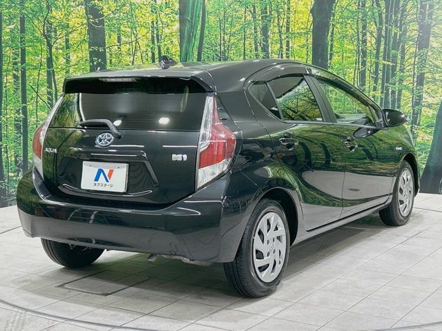 TOYOTA AQUA 2015 Image 31