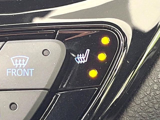 TOYOTA C-HR 2018 Image 31