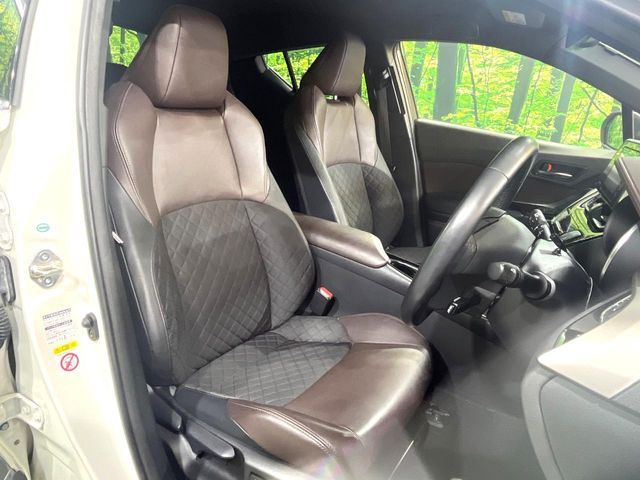 TOYOTA C-HR 2018 Image 31