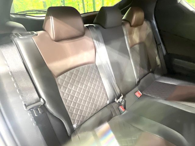 TOYOTA C-HR 2018 Image 31