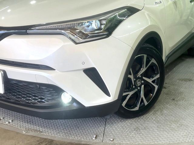 TOYOTA C-HR 2018 Image 31