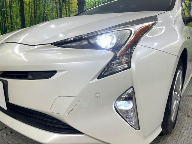 TOYOTA PRIUS 2018 Image 31