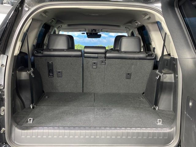 TOYOTA LANDCRUISER PRADO 2023 Image 31