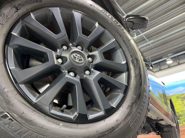 TOYOTA LANDCRUISER PRADO 2023 Image 31