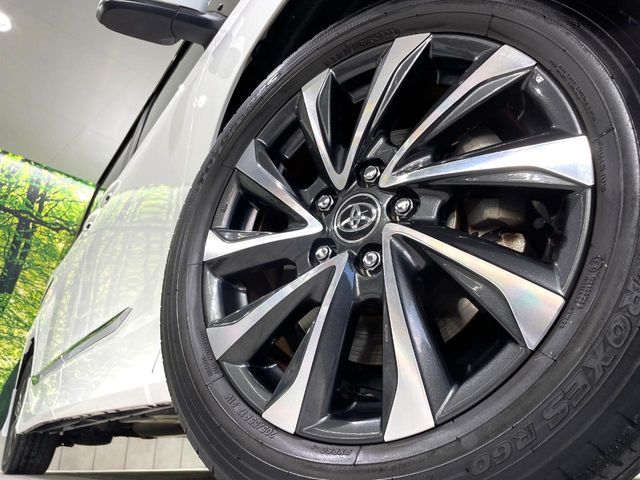 TOYOTA VOXY HYBRID 2022 Image 31