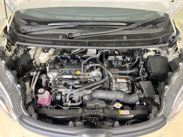 TOYOTA SIENTA HYBRID 2024 Image 31