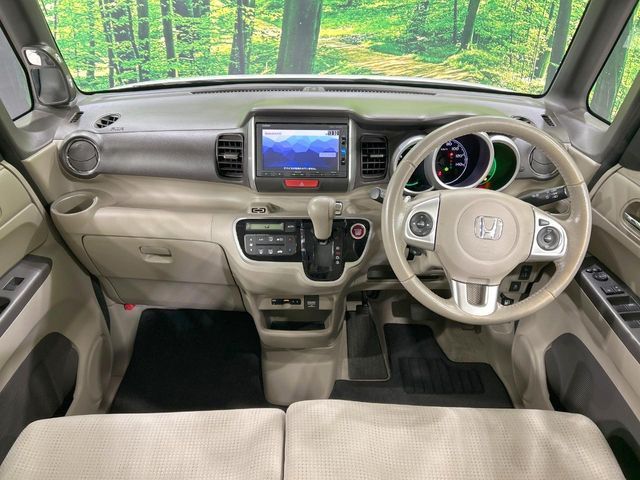 HONDA N BOX 2017 Image 31