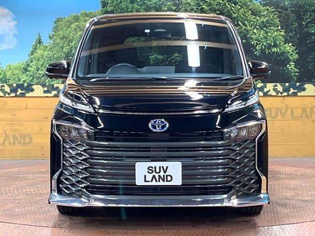 TOYOTA VOXY HYBRID 2023 Image 31