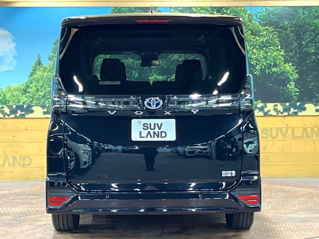 TOYOTA VOXY HYBRID 2023 Image 31