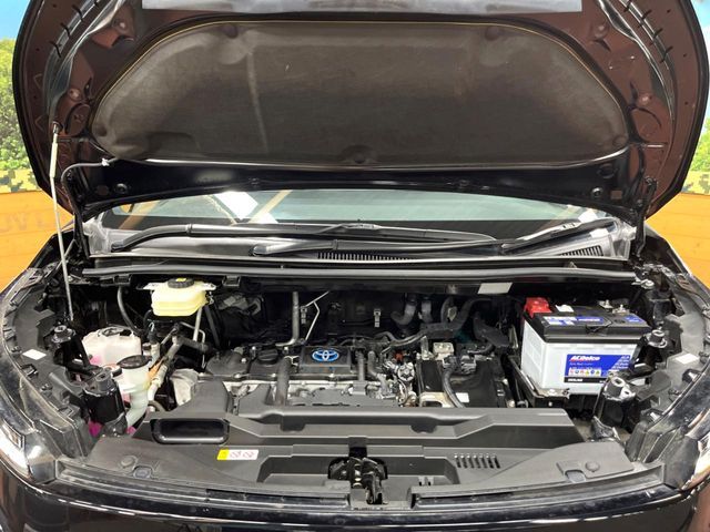 TOYOTA VOXY HYBRID 2023 Image 31