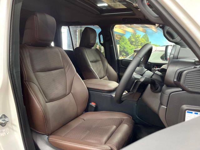 TOYOTA LANDCRUISER 250 2024 Image 31