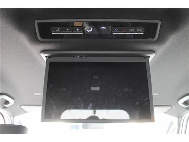 TOYOTA VOXY HYBRID 2022 Image 31