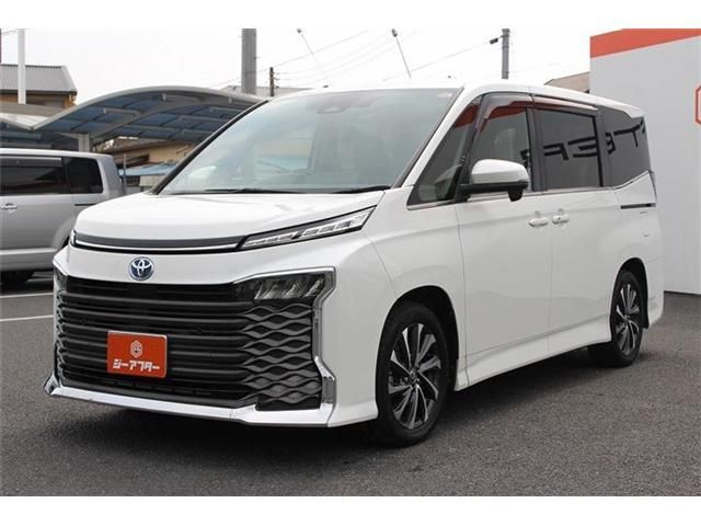TOYOTA VOXY HYBRID 2022 Image 31