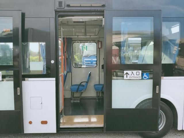 HINO PONCHO 2013 Image 31