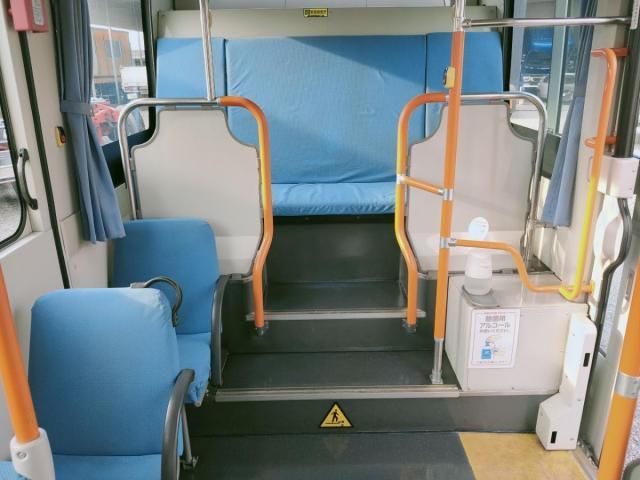 HINO PONCHO 2013 Image 31