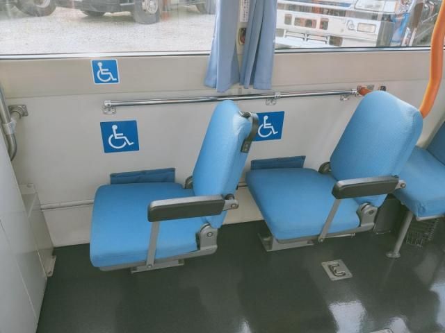 HINO PONCHO 2013 Image 31