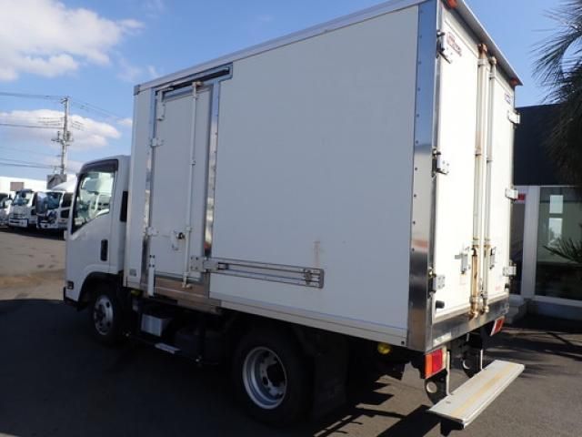 ISUZU ELF 2017 Image 31