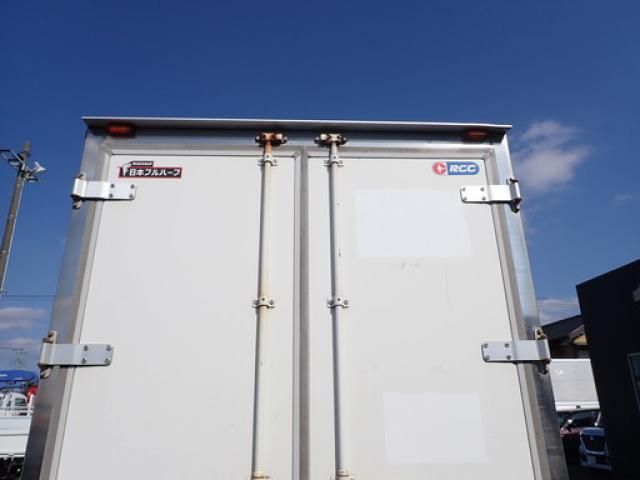 ISUZU ELF 2017 Image 31