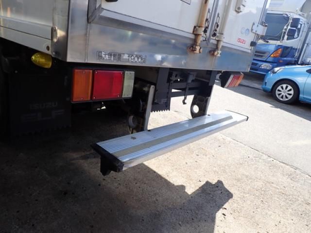 ISUZU ELF 2017 Image 31