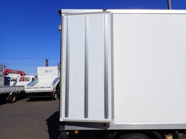 ISUZU ELF 2017 Image 31