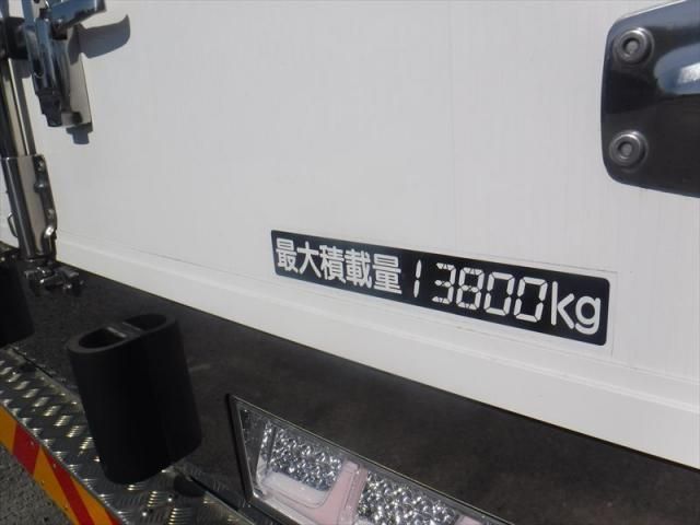 NISSAN DIESEL QUON 2025 Image 31