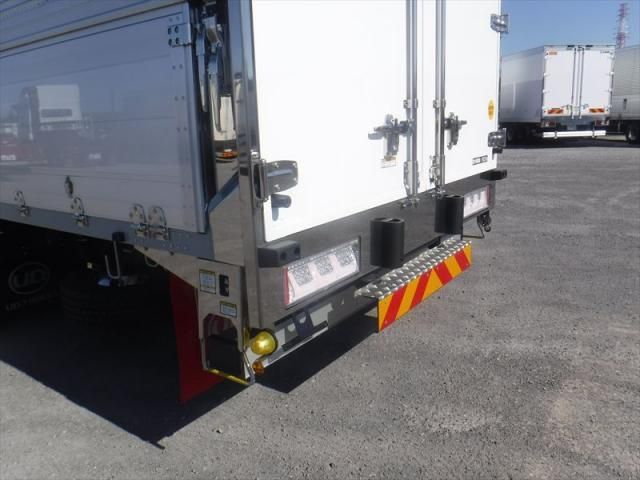 NISSAN DIESEL QUON 2025 Image 31