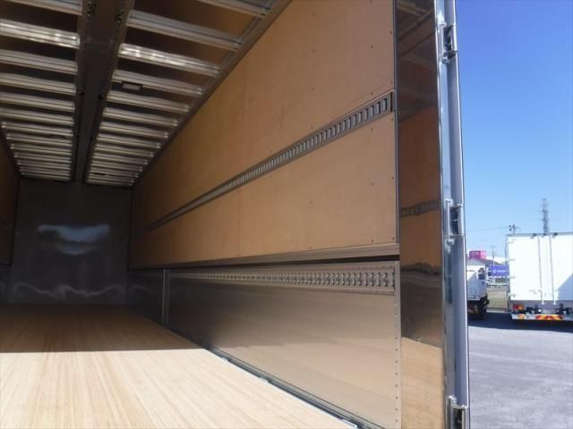 NISSAN DIESEL QUON 2025 Image 31