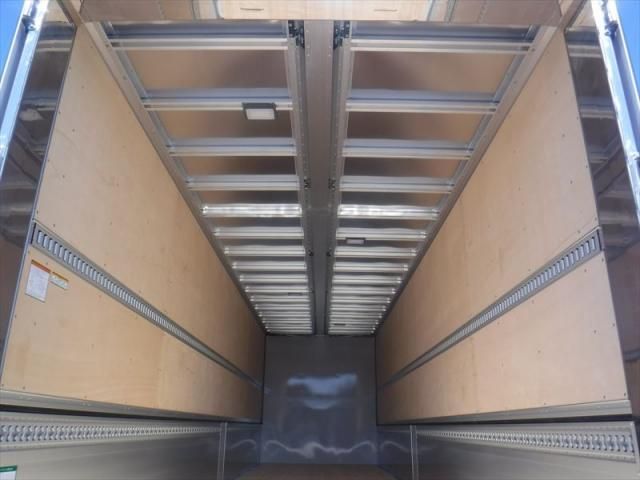 NISSAN DIESEL QUON 2025 Image 31