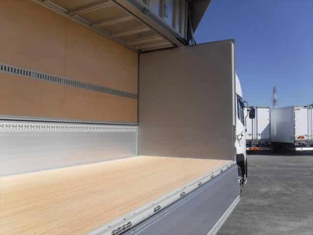 NISSAN DIESEL QUON 2025 Image 31