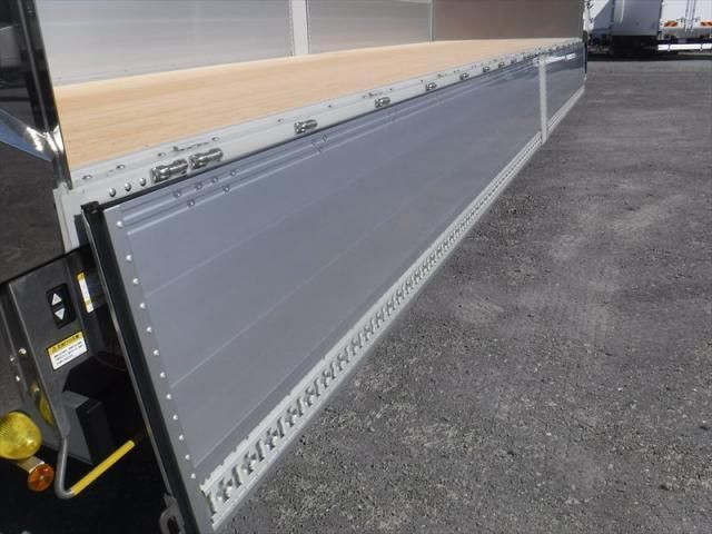 NISSAN DIESEL QUON 2025 Image 31