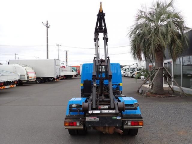 MITSUBISHI CANTER 2015 Image 31