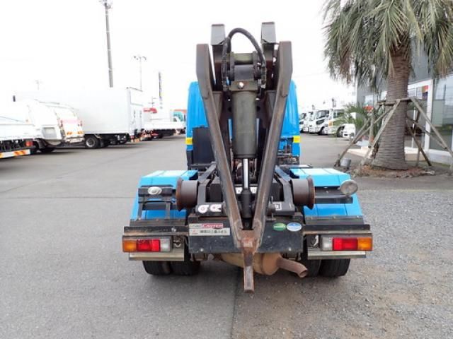 MITSUBISHI CANTER 2015 Image 31