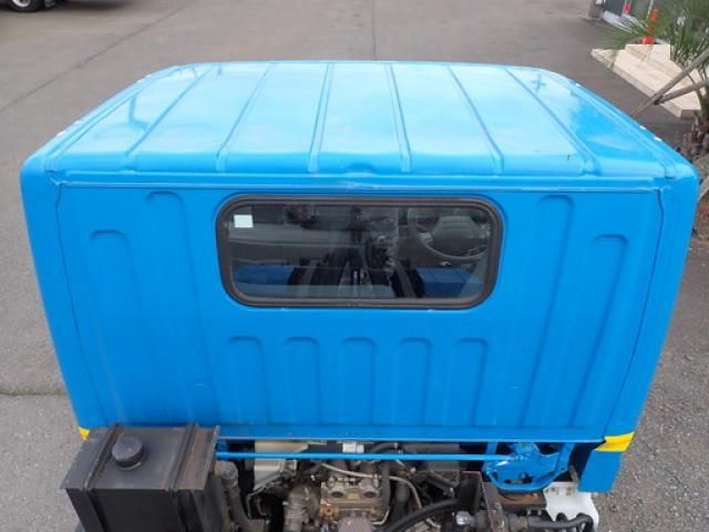 MITSUBISHI CANTER 2015 Image 31