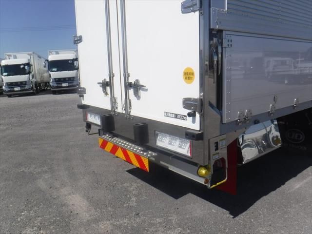 NISSAN DIESEL QUON 2025 Image 31