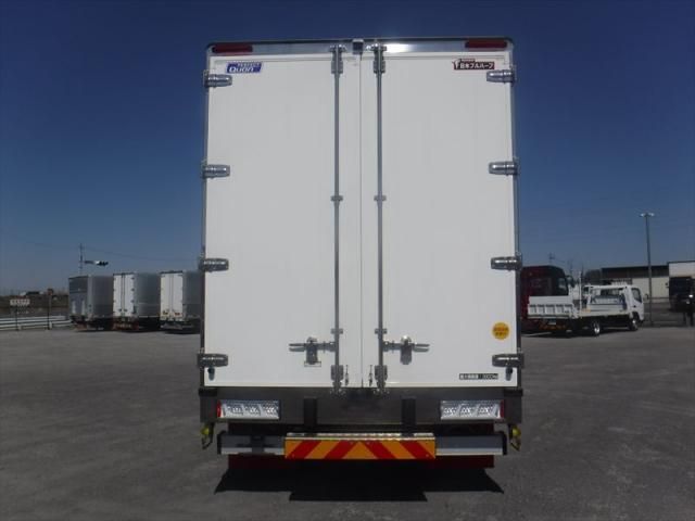 NISSAN DIESEL QUON 2025 Image 31