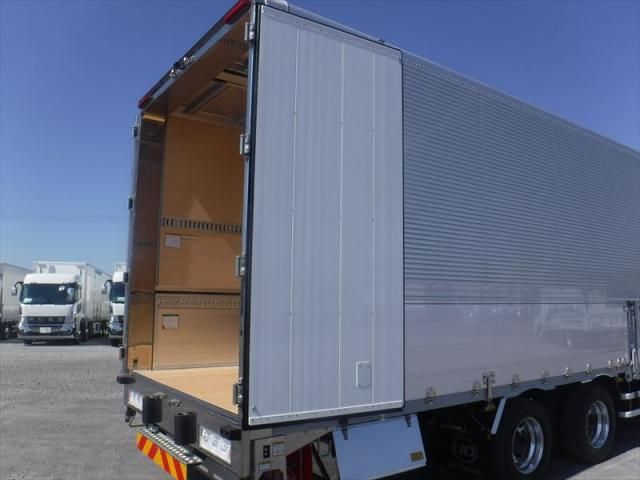 NISSAN DIESEL QUON 2025 Image 31