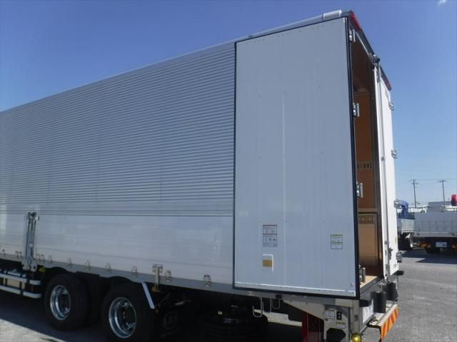 NISSAN DIESEL QUON 2025 Image 31