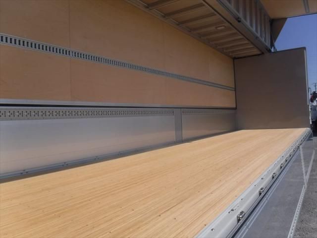 NISSAN DIESEL QUON 2025 Image 31