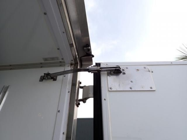 ISUZU ELF 2019 Image 31