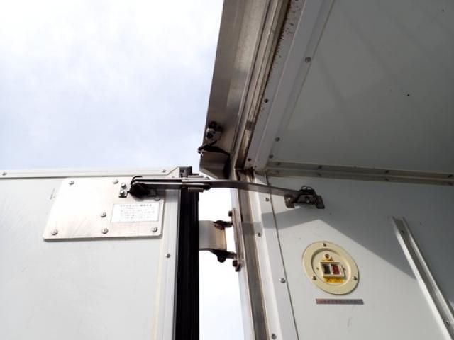 ISUZU ELF 2019 Image 31