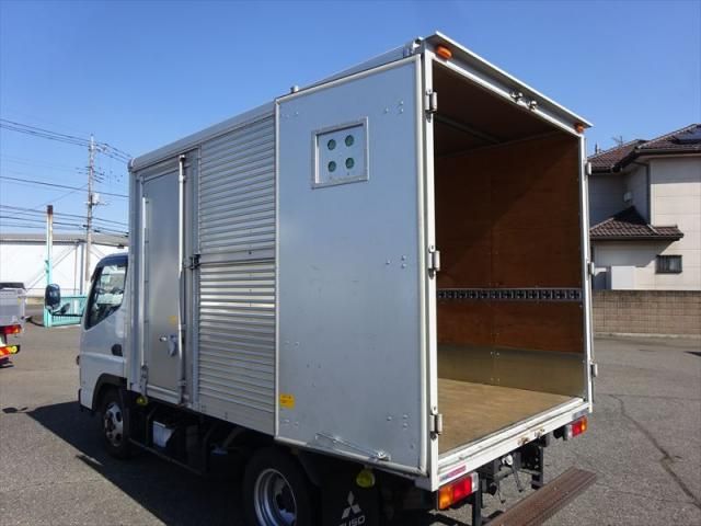 MITSUBISHI CANTER 2013 Image 31