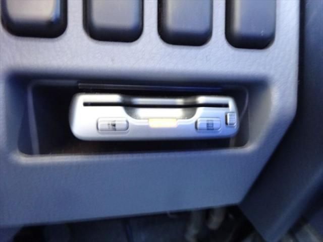 MITSUBISHI CANTER 2013 Image 31