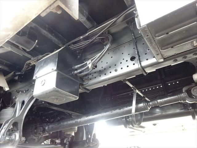 ISUZU FORWARD 2018 Image 31