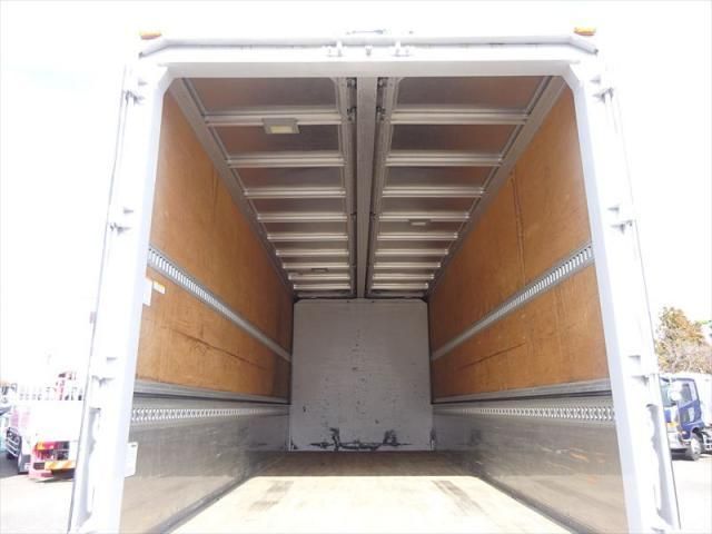 ISUZU FORWARD 2018 Image 31