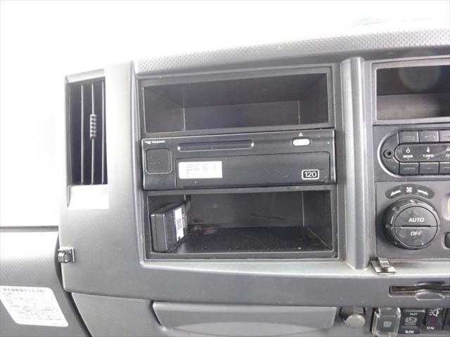 ISUZU FORWARD 2018 Image 31